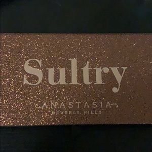 Anastasia Beverly Hills Sultry Eyeshadow Palette